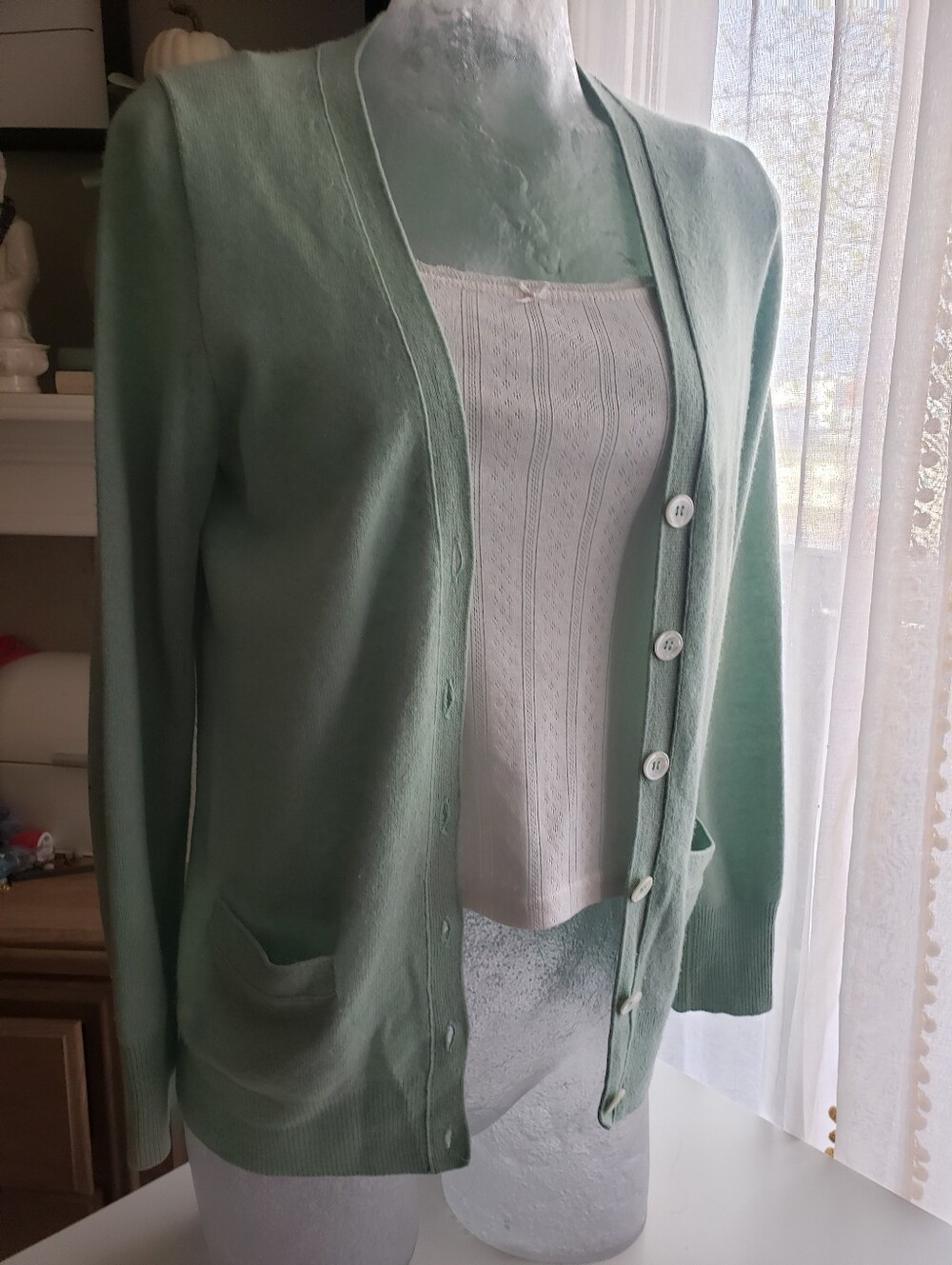 J. Crew 100% Cashmere Women's Mint Green Button-Front Cardigan Pockets Sweater